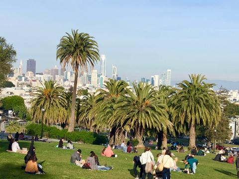 Photo : Dolores park avec vue sur Downtown San Francisco